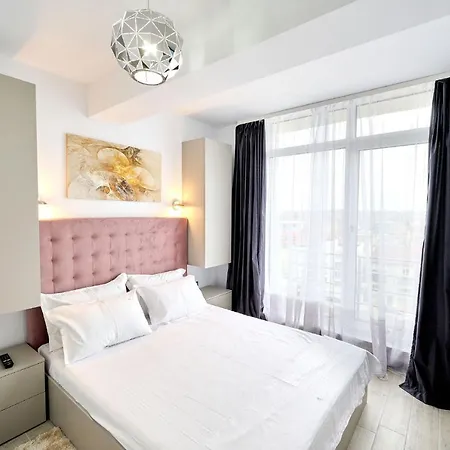 Royale Sundance 8 & Pool Nord Apartman *