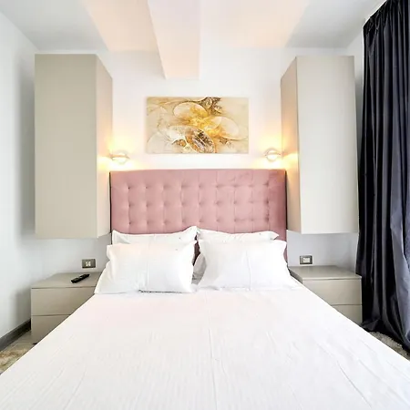 Royale Sundance 8 & Pool Nord Appartement Mamaia